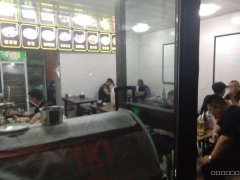 火爆餐厅转让 新民东街果品库车站旁边