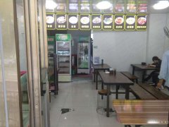 火爆餐厅转让 新民东街果品库车站旁边