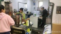 中山路每刻美食餐饮广场二楼档口转让