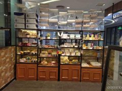 店铺转让 位于昌吉市中山路新汇嘉超市出口一家贝诺蒂法式烘焙店