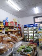 店铺转让 昌吉市南公园西路大上海四期门口