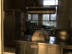 和谐玫瑰园小区旺铺转让