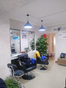 店铺转让 昌吉市天山路有美发店转让