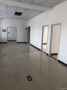 门面房出租 位于昌吉健康东路河畔家园小区