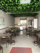 快餐店转让 位于呼图壁县西市南路四季花城临街