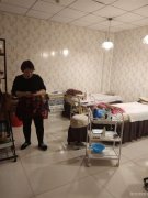 米东区蓝天花苑小区美容院转让