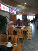纯商业街好地段营业中新装修大型火锅店也可空转