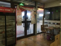昌吉市青年南路容锦酒店旁好旺铺转让