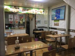 昌吉市青年南路容锦酒店旁好旺铺转让