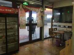 昌吉市青年南路容锦酒店旁好旺铺转让