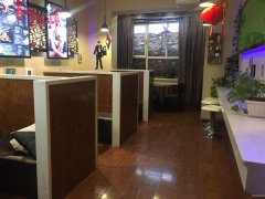 昌吉市建国西路步行街川町太郎小吃店转让