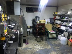 昌吉市建国西路步行街川町太郎小吃店转让