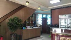 C3064位于昌吉市长宁路与商城路交汇处一家临街门面