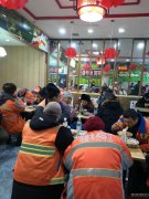 C3228中山路美食广场营业中拌面炒面丸子汤急转