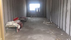 C3240商铺出售 位置五彩湾东方希望生活服务区