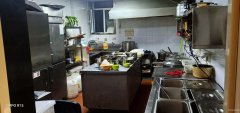 C3334营业中餐厅转让 新市区天津路新疆工程学院对面