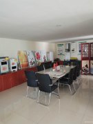 C3486昌吉市建国西路临街旺铺转让