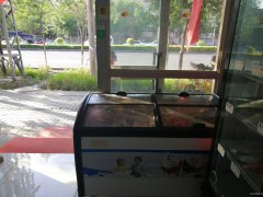 C3743喀什路新疆大学文光校区正对面临街烧烤小吃倒字串串急