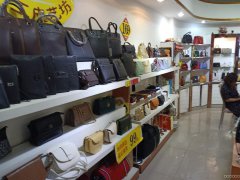 C3816店面转让 位于昌吉市延安北路购物中心