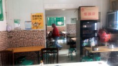 C3857北郊客运站南门出口餐厅转让
