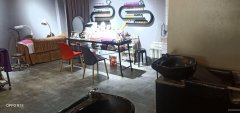 C3895理发店超低价转让