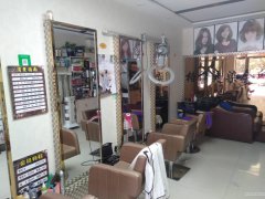 C3913店面转让 位于昌吉市健康东路农校附近