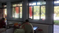 C4137喀什路师大对面小吃店转让
