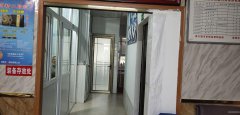 C4195库尔勒市梨园春沿街门面转让（现经营诊所行业）