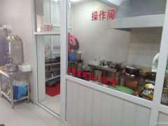 C4273店面转让 位于昌吉市世纪大道蓝爵尚筑东门小区