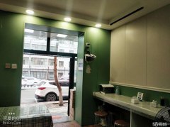 C4306水磨沟犁华街新兴街东一巷临街好位置门面转让