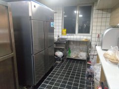 C4382店面转让 位于昌吉市中山路天和婚恋广场