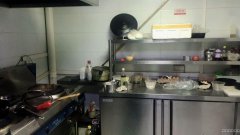 C4390昌吉市长宁南路米兰春天商业广场餐厅转让