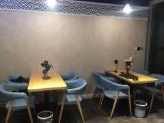 C4386昌吉市中山南路枫叶广场二楼嘟茶院带技术带设施