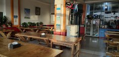 C4394库尔勒好地段黑白抓饭店转让