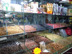 C4402店面转让 位于昌吉市延安南路光明苑小区