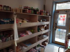 C4424店铺转让 昌吉市宁边东路居合小区后门有超市转让