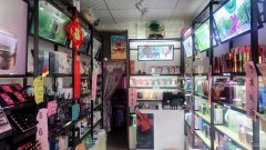 C4426西山西街180号伊美妆品美容店转让