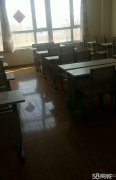 C4453门面出租 位于五家渠市海宁皮革城北大门