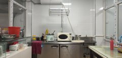 C4476库尔勒市东站化州批发市场二楼新华社区楼下旺铺出租