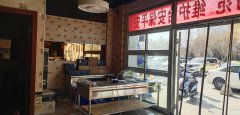 C4477库尔勒市圣马润泽园正大门口店转让