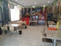 C4480店面转让 位于昌吉市长宁南路城建新村步行街