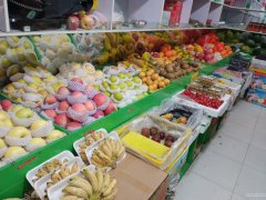 C4525店铺转让 昌吉市北京南路天方巷有水果店转让