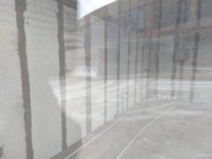 C4543门面出租 位于昌吉市南公园西路与西外环交汇处