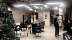 C4604长江路棉花街美发店转让