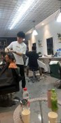 C4644南湖北路移动公司对面美发店转让