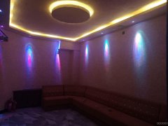 C4703门面商铺出租 位于昌吉市长宁南路亚中美食街附近