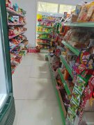 C4738店铺转让 昌吉市绿洲北路麒麟华府小区大门口