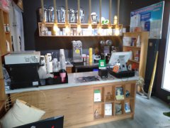 C4772位于昌吉市中山路天和婚恋广场（5—101）奶茶店商