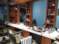 C4776位于昌吉市中山路天和婚恋广场内一家店面