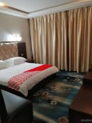 C4777昌吉市青年北路龙源超市对面宾馆转让，